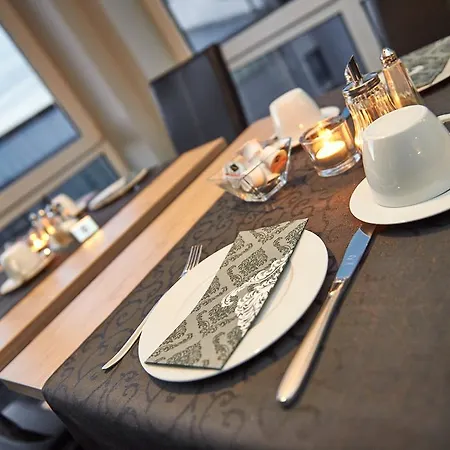 Komm' In Hotel 4*