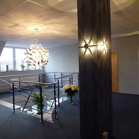 Komm' In 4* ميشرنيش